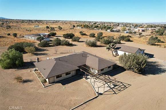 8.295 Acres of Residential Land with Home for Sale in Hesperia, California