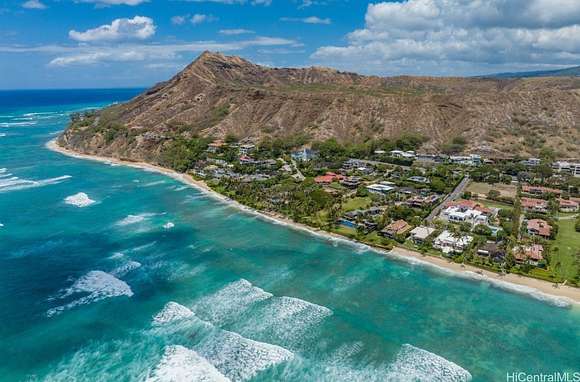 2.046 Acres of Residential Land with Home for Sale in Honolulu, Hawaii