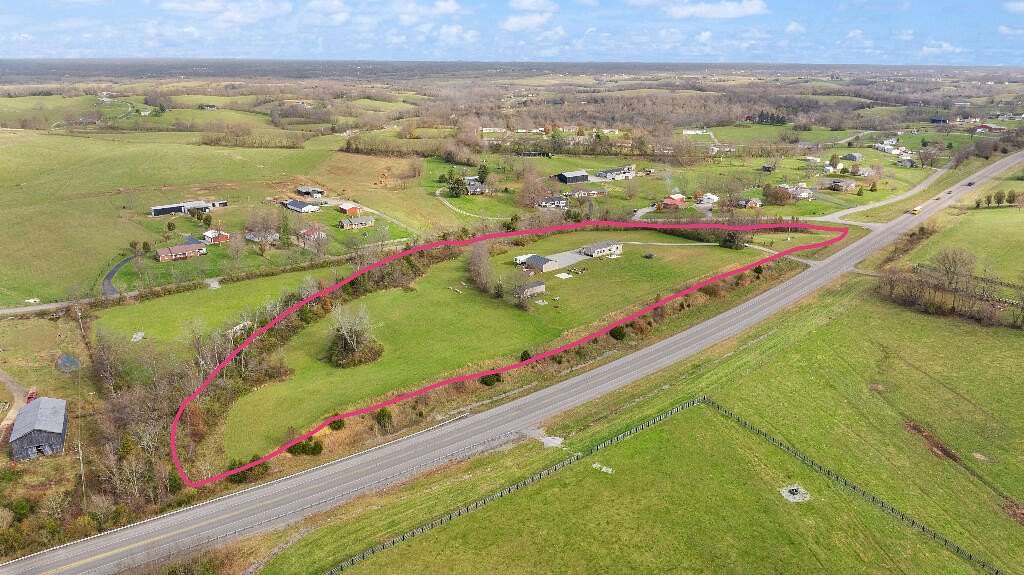 10.04 Acres of Land with Home for Sale in Lancaster, Kentucky