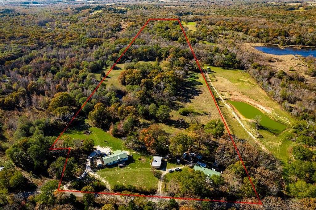 49.5 Acres of Land with Home for Sale in Eustace, Texas