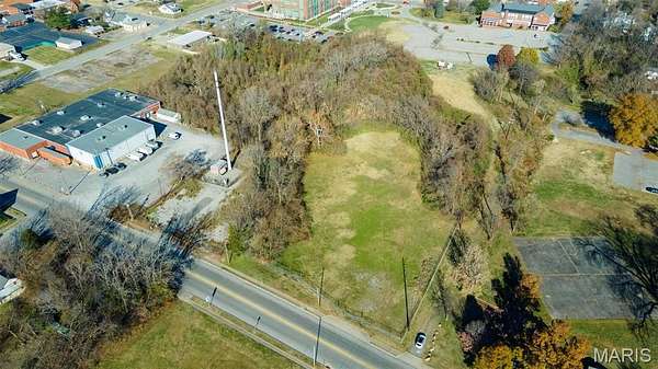 6 Acres of Commercial Land for Sale in Cape Girardeau, Missouri