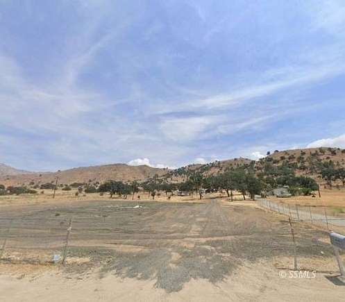 2.78 Acres of Commercial Land for Sale in Bodfish, California