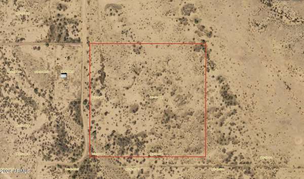 9 Acres of Land for Sale in Wittmann, Arizona