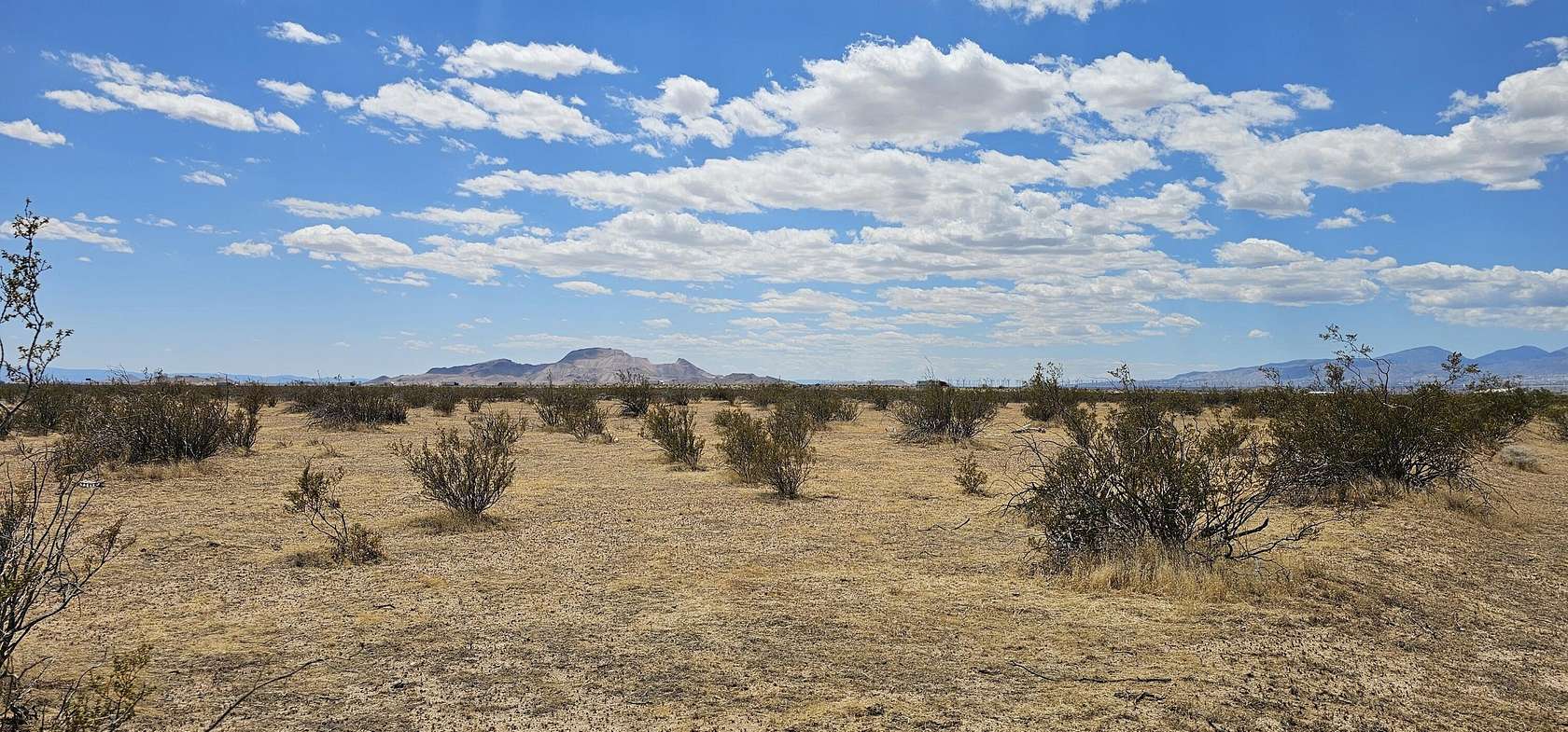 5.12 Acres of Commercial Land for Sale in Mojave, California
