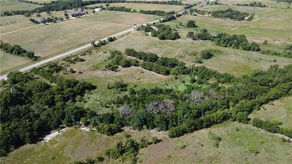 1.286 Acres of Residential Land for Sale in Lorena, Texas