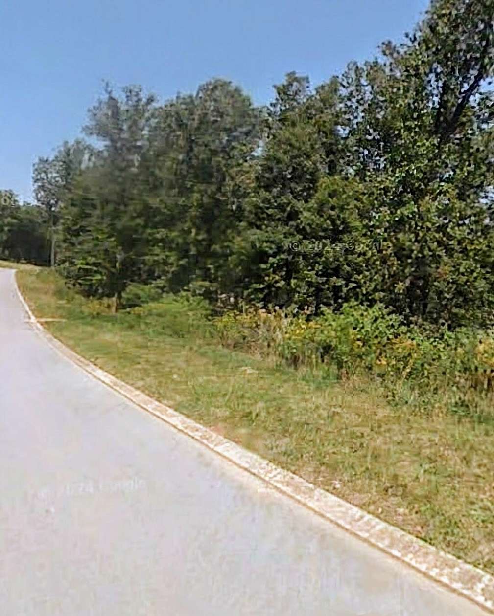 2.16 Acres of Residential Land for Sale in Ooltewah, Tennessee