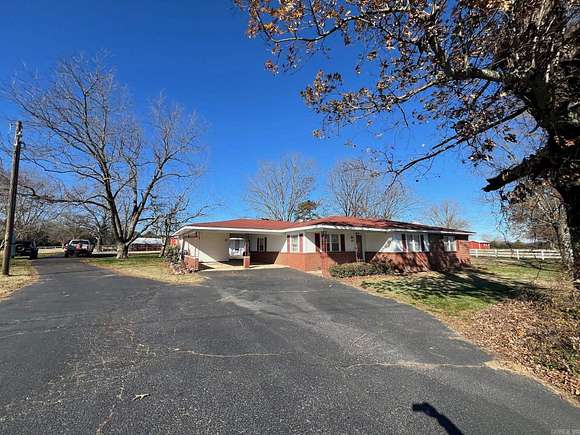 18.79 Acres of Land with Home for Sale in Clinton, Arkansas