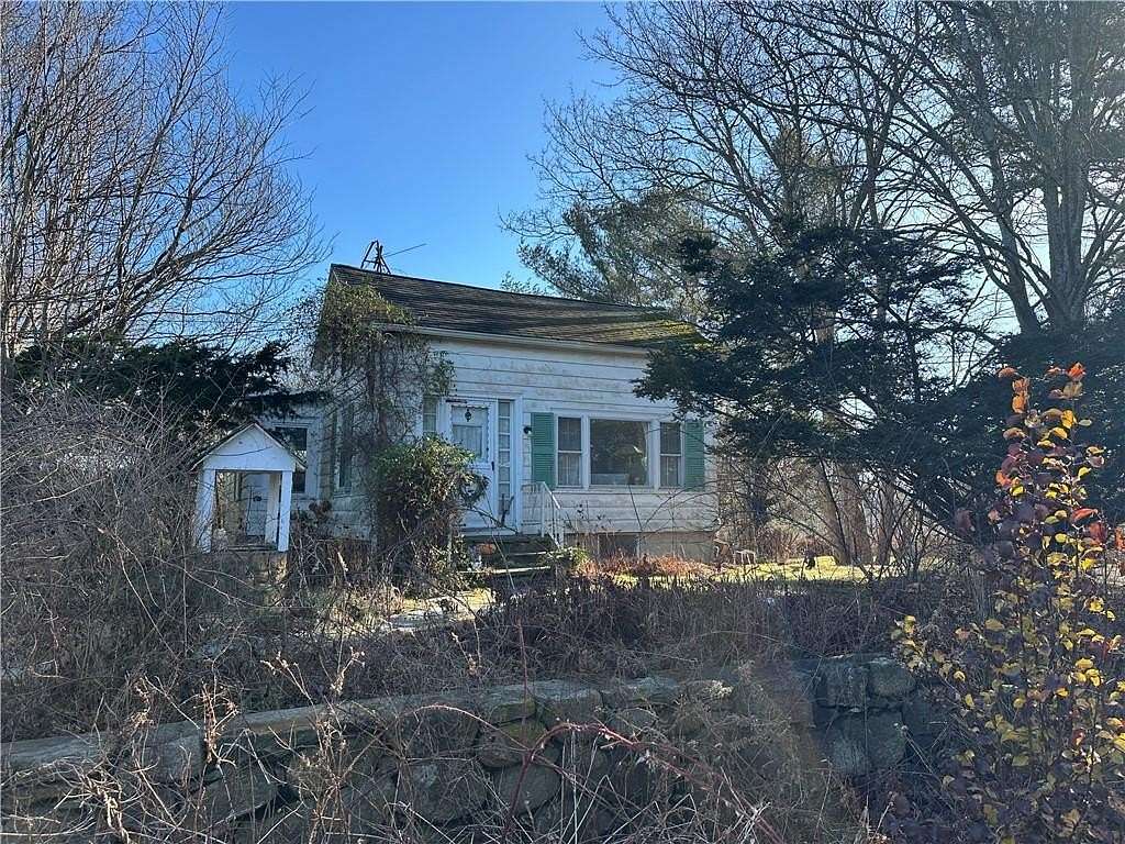 1.6 Acres of Residential Land for Sale in Narragansett Town, Rhode Island