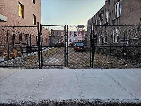 0.067 Acres of Residential Land for Sale in Brooklyn, New York