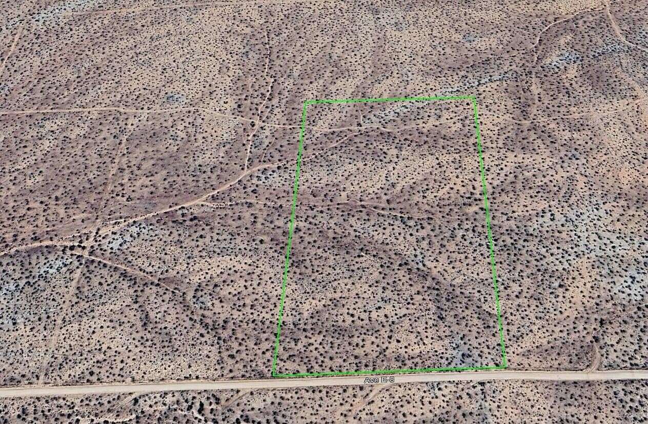 20.027 Acres of Agricultural Land for Sale in Lancaster, California