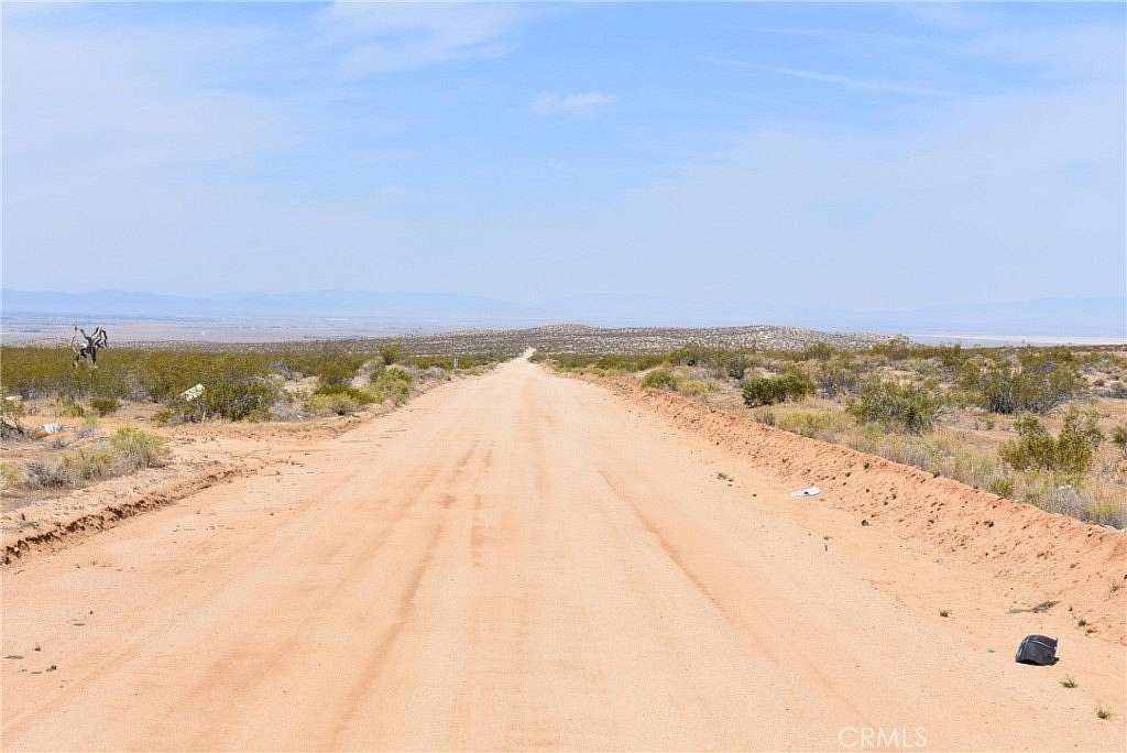 20 Acres of Agricultural Land for Sale in Lancaster, California