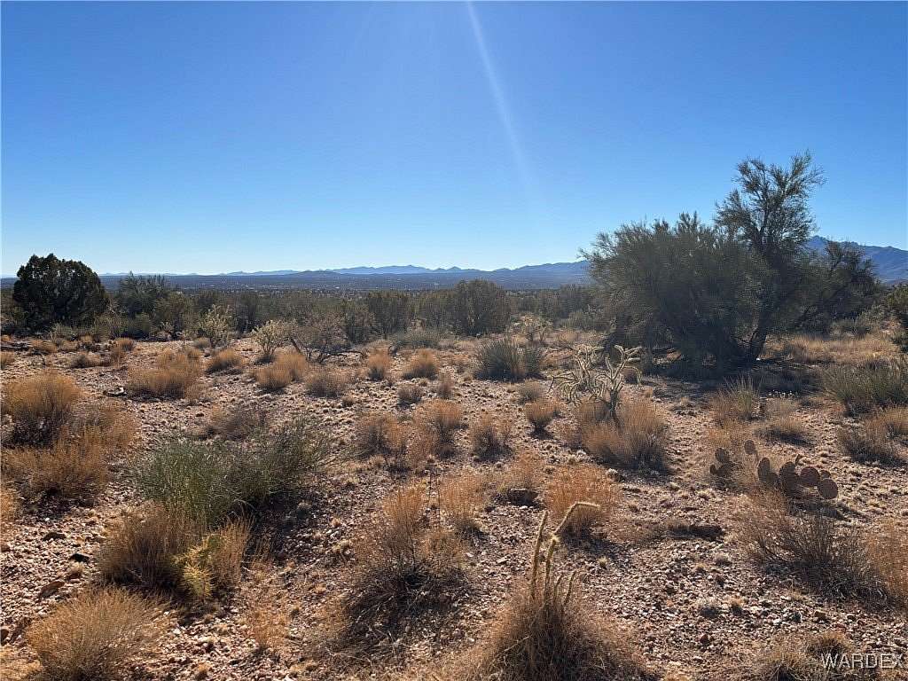 10 Acres of Land for Sale in Kingman, Arizona