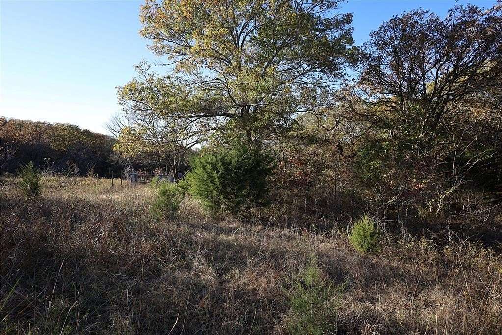 15 Acres of Land for Sale in Maud, Oklahoma