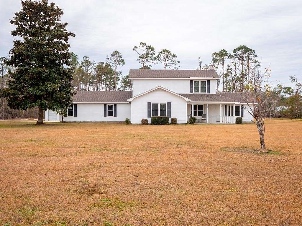 2 Acres of Residential Land with Home for Sale in Lakeland, Georgia