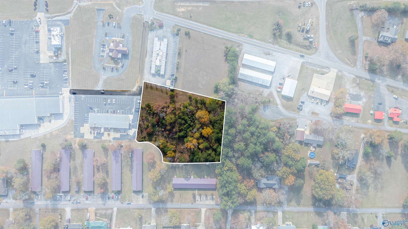 2.6 Acres of Commercial Land for Sale in Hokes Bluff, Alabama