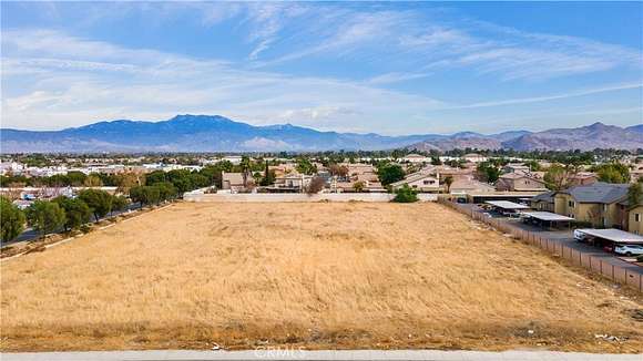 2.5 Acres of Mixed-Use Land for Sale in Hemet, California