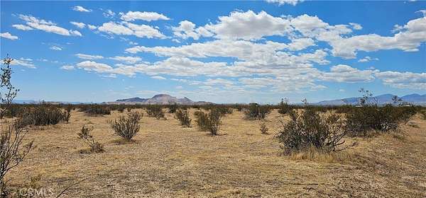 2.56 Acres of Commercial Land for Sale in Mojave, California