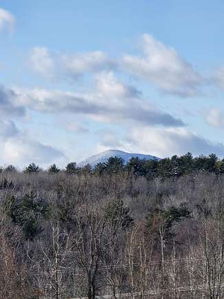 2.01 Acres of Residential Land for Sale in Farmington, Maine