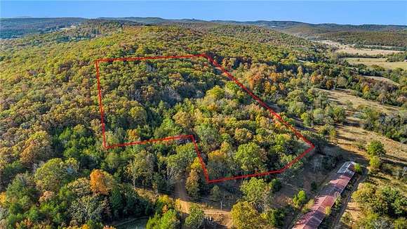 17.58 Acres of Recreational Land for Sale in Huntsville, Arkansas