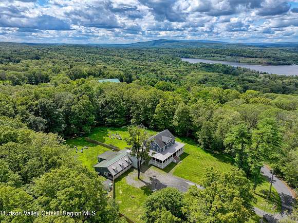 3.2 Acres of Residential Land with Home for Sale in Ulster Park, New York