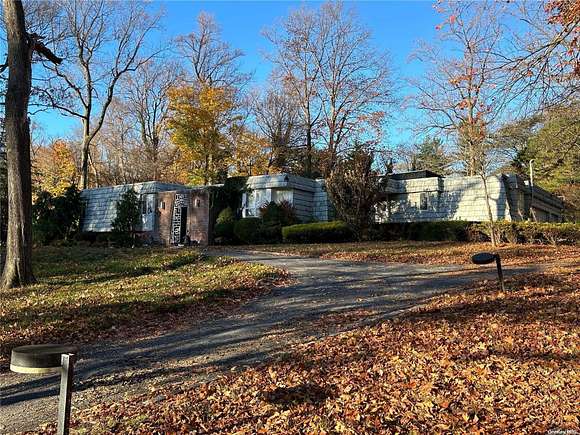 2 Acres of Residential Land with Home for Sale in Port Washington, New York