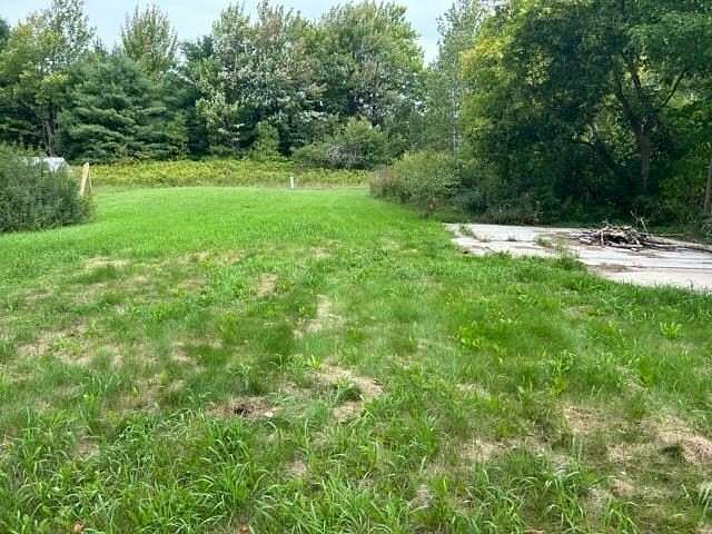 0.25 Acres of Land for Sale in Pellston, Michigan