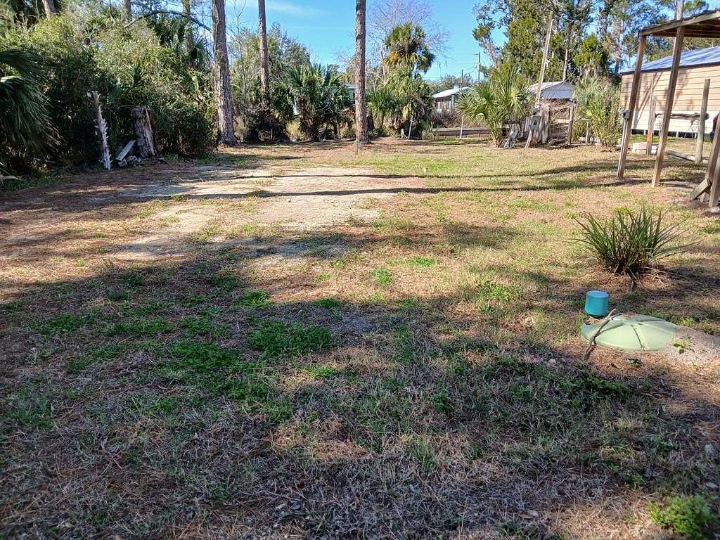 0.14 Acres of Land for Sale in Suwannee, Florida