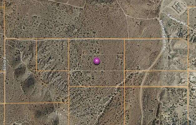 Residential Land for Sale in Juniper Hills, California