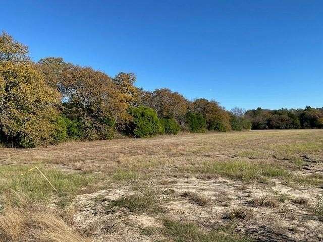 10.68 Acres of Land for Sale in Athens, Texas