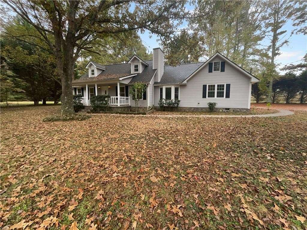 2.058 Acres of Residential Land with Home for Sale in Fayetteville, Georgia