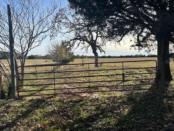 5.687 Acres of Agricultural Land for Sale in Bonham, Texas