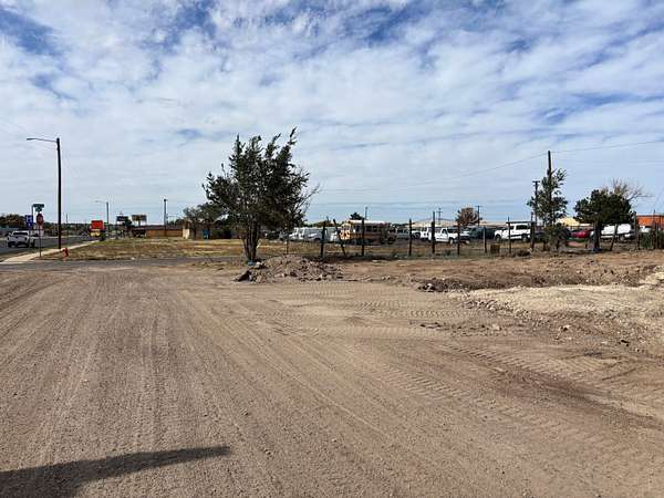 2 Acres of Improved Residential Land for Sale in Amarillo, Texas