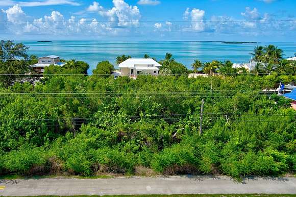 Residential Land for Sale in Summerland Key, Florida