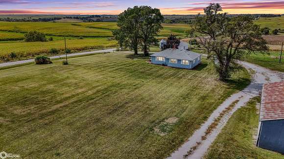 5.55 Acres of Residential Land with Home for Sale in Murray, Iowa