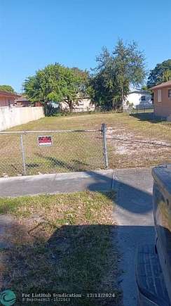 0.1 Acres of Residential Land for Sale in Miami, Florida