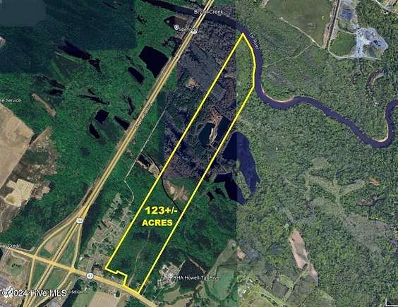 123 Acres of Land for Auction in Greenville, North Carolina