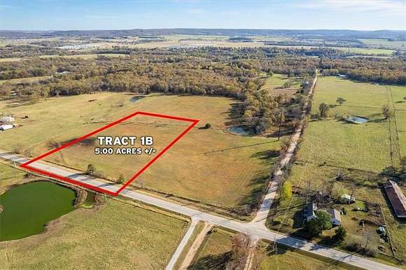 5 Acres of Land for Sale in Siloam Springs, Arkansas