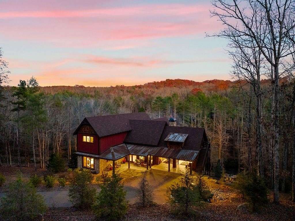 3.99 Acres of Residential Land with Home for Sale in Blue Ridge, Georgia