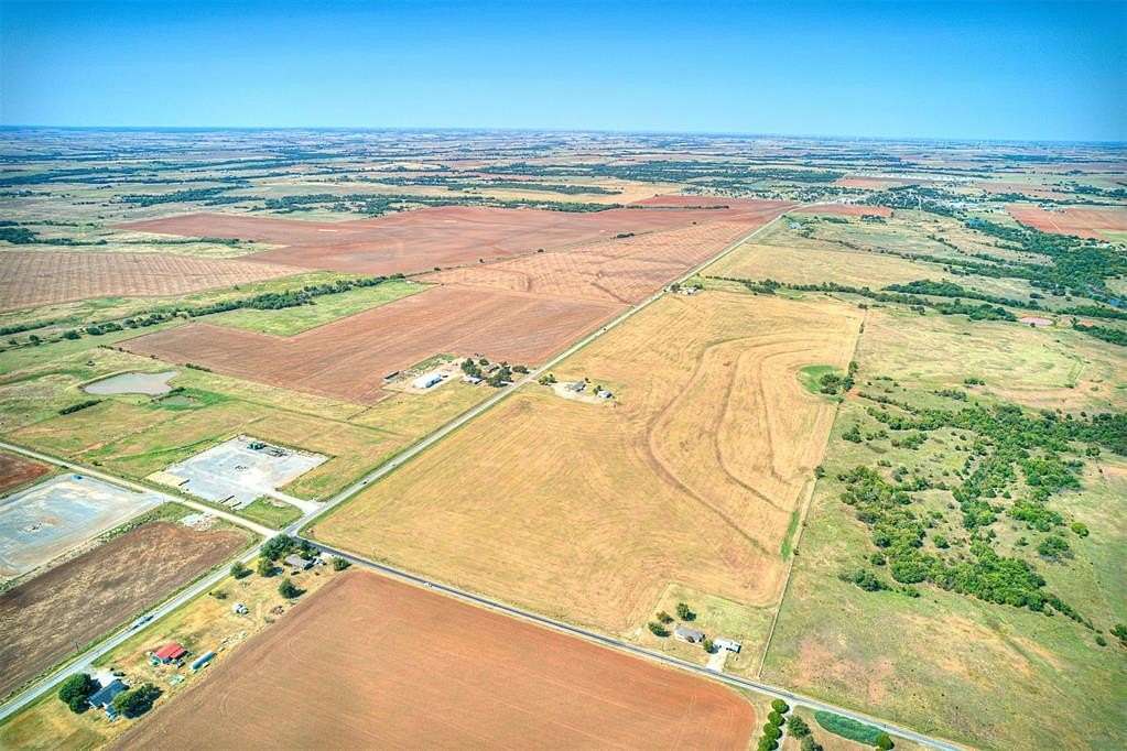 1 Acre of Residential Land for Sale in Amber, Oklahoma