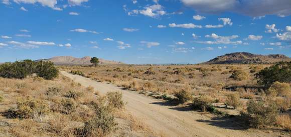 2.487 Acres of Land for Sale in Lancaster, California