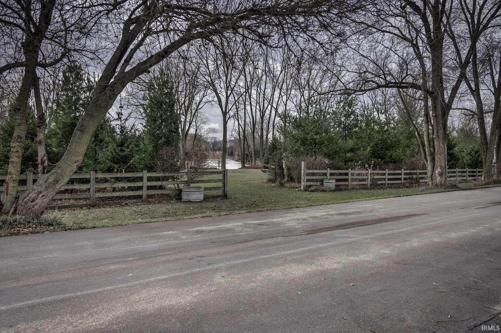 0.23 Acres of Residential Land for Sale in Leesburg, Indiana