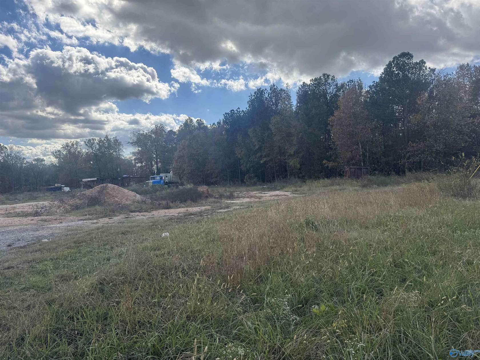 4.9 Acres of Commercial Land for Sale in Cedar Bluff, Alabama