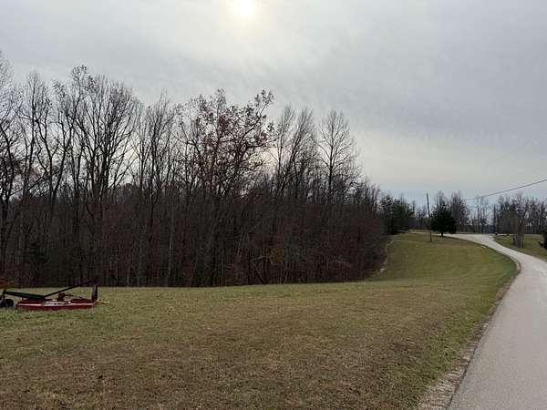 4 Acres of Residential Land for Sale in Frenchburg, Kentucky