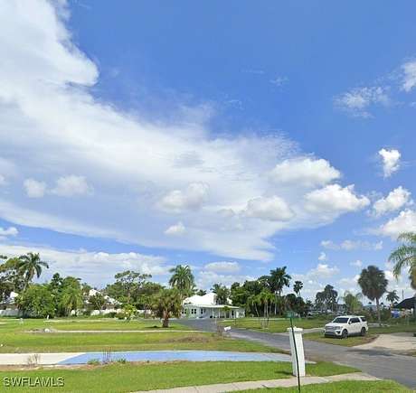 0.121 Acres of Residential Land for Sale in Fort Myers, Florida