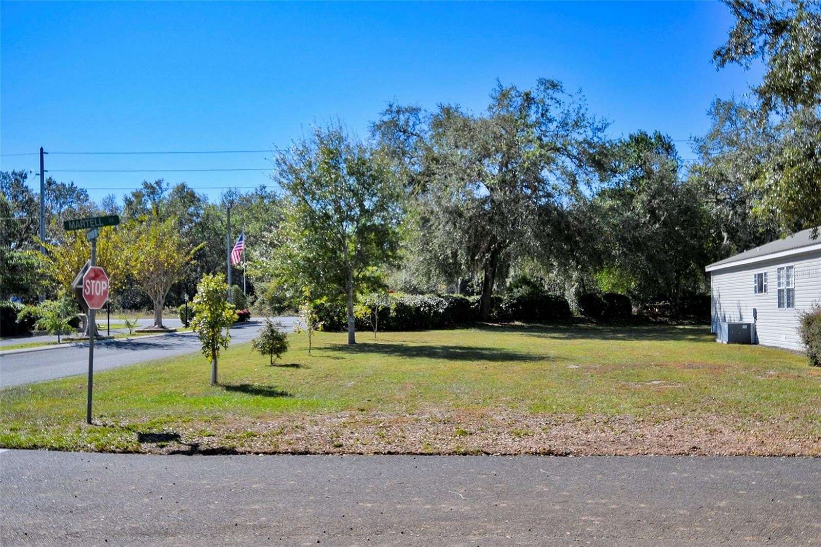 0.13 Acres of Land for Sale in Leesburg, Florida