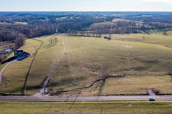 10 Acres of Residential Land for Sale in Nicholasville, Kentucky