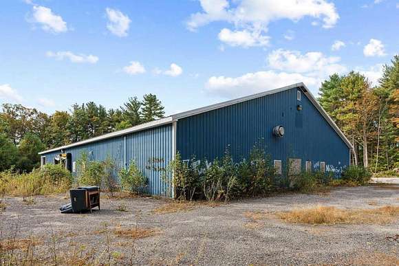 21.52 Acres of Improved Land for Sale in Auburn, Maine