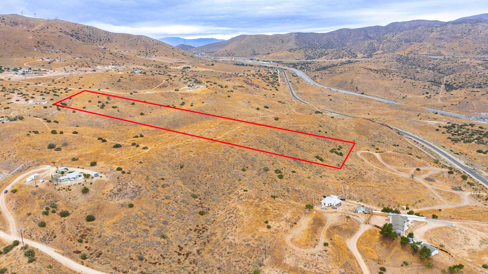 10 Acres of Land for Sale in Palmdale, California