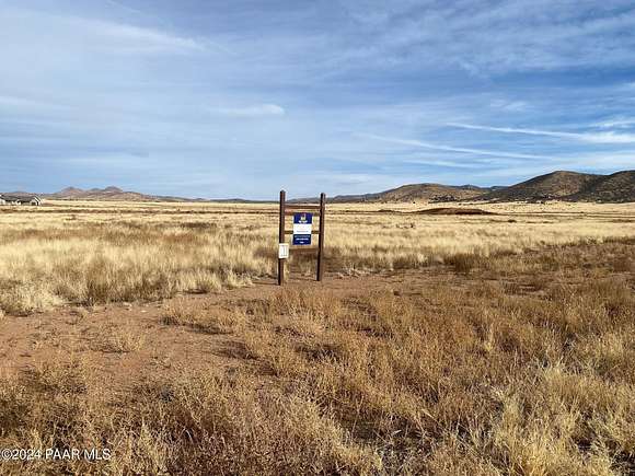 2.01 Acres of Residential Land for Sale in Prescott Valley, Arizona