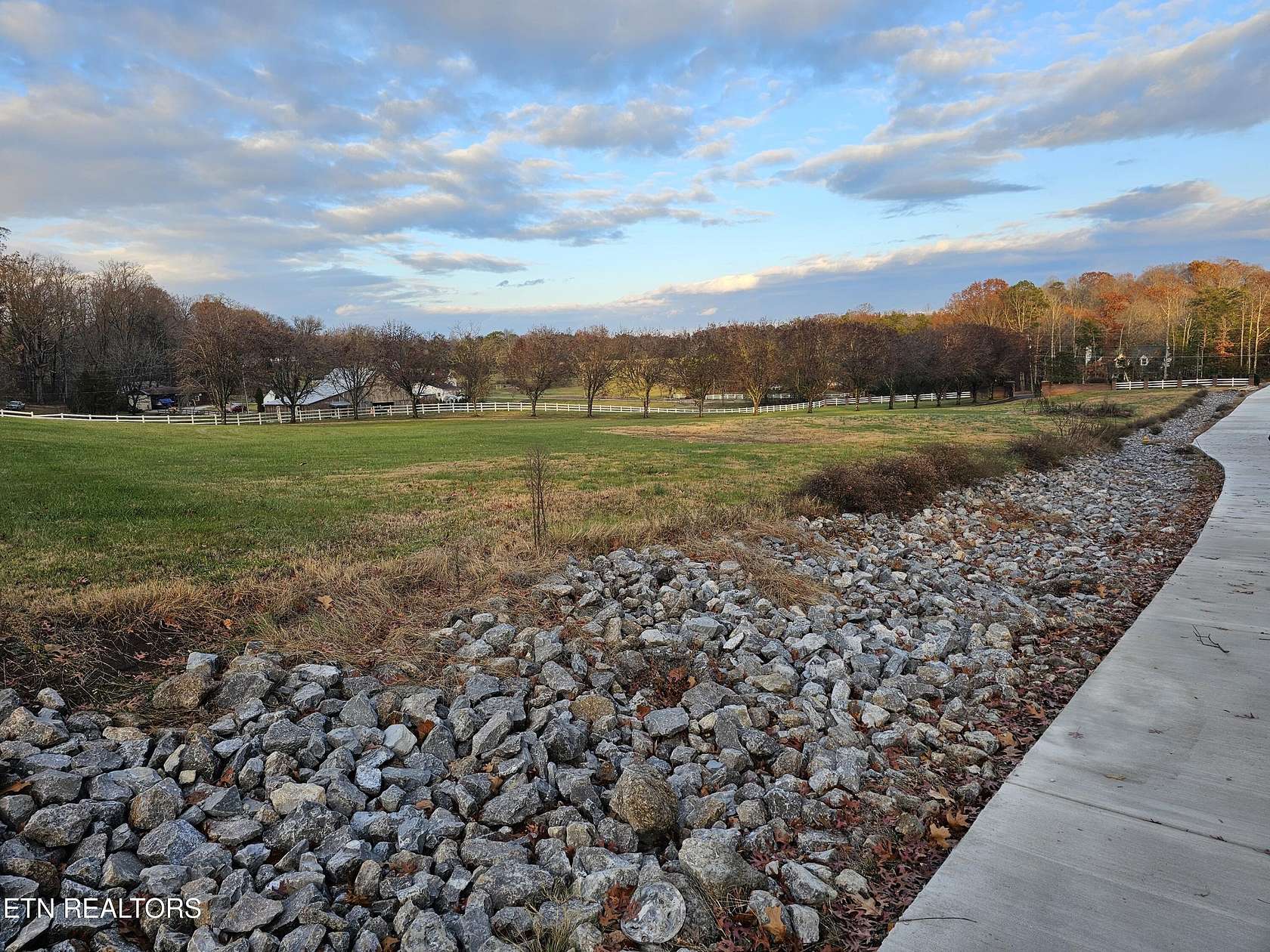 1.2 Acres of Residential Land for Sale in Knoxville, Tennessee